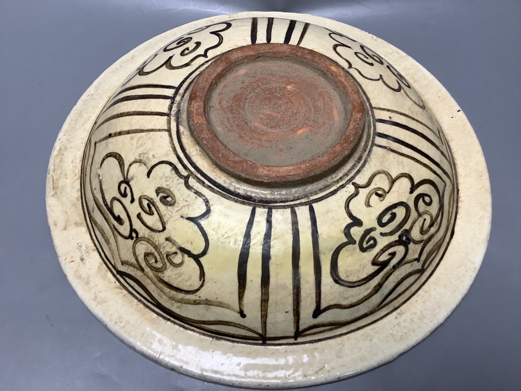 A Sukhothai style stoneware bowl 32cm